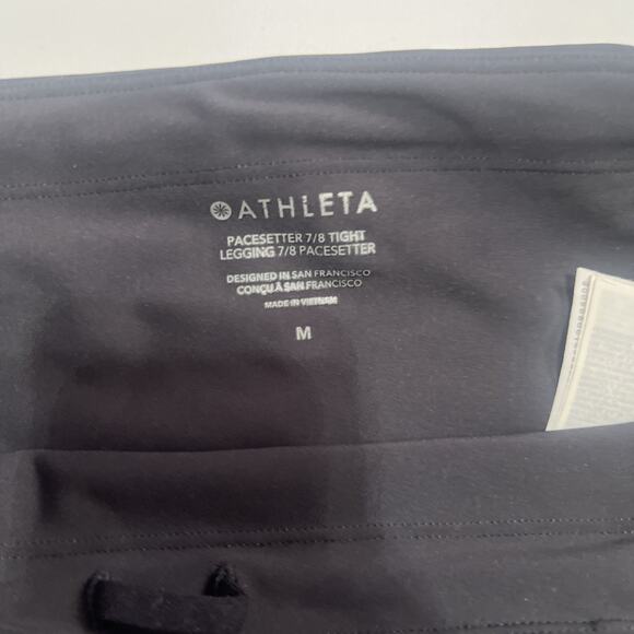 Medium Athleta Black Pacesetter Ultra High Rise 7/8 Legging - Picture 4 of 8